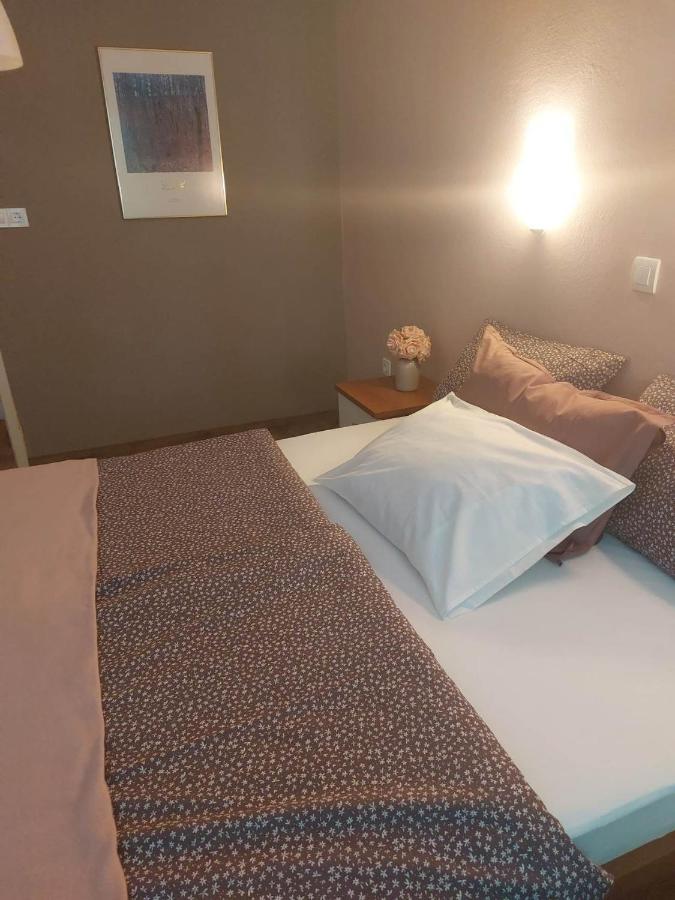 Guesthouse Ob Sotocju Budic Brežice 외부 사진