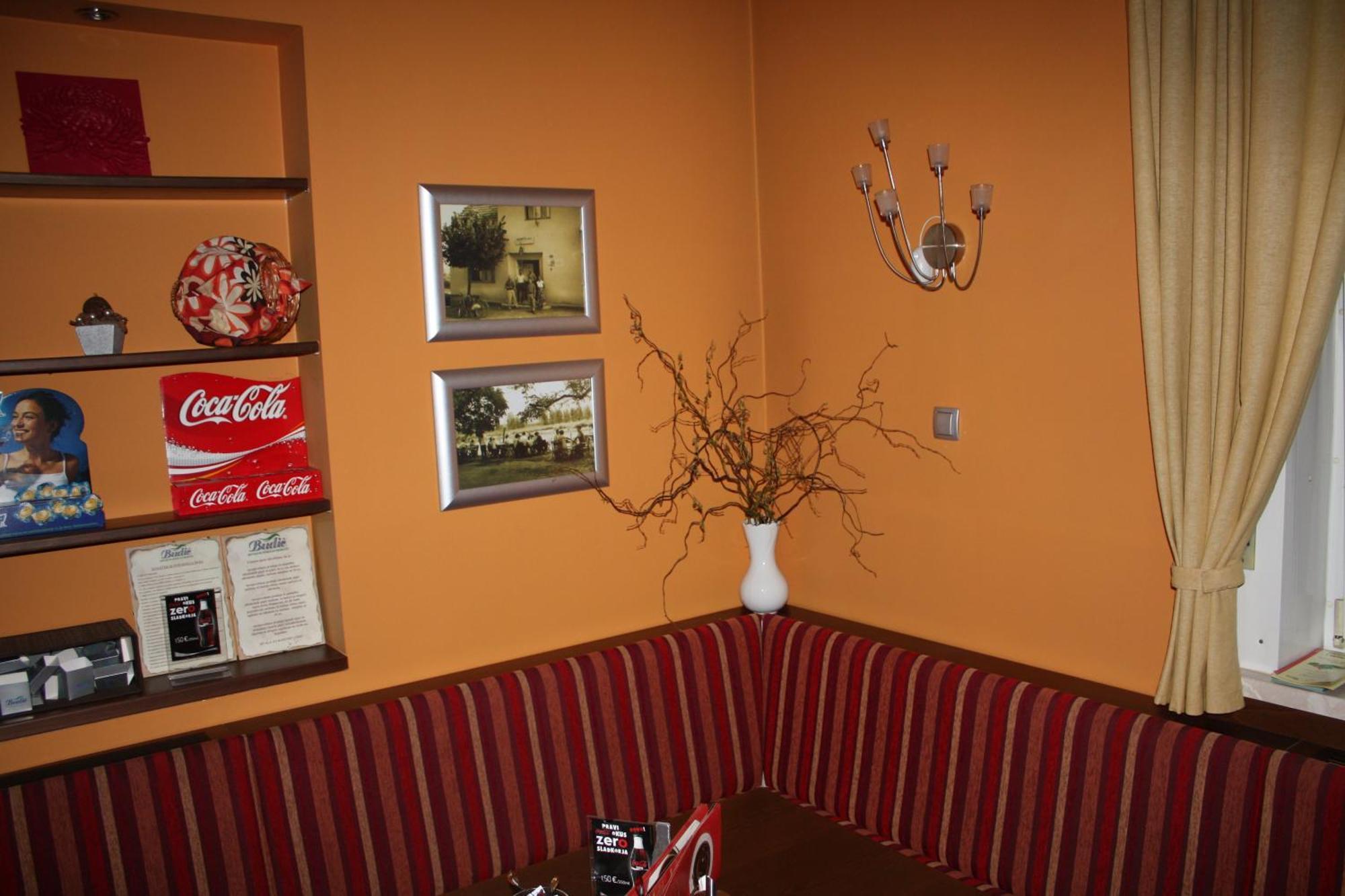 Guesthouse Ob Sotocju Budic Brežice 외부 사진